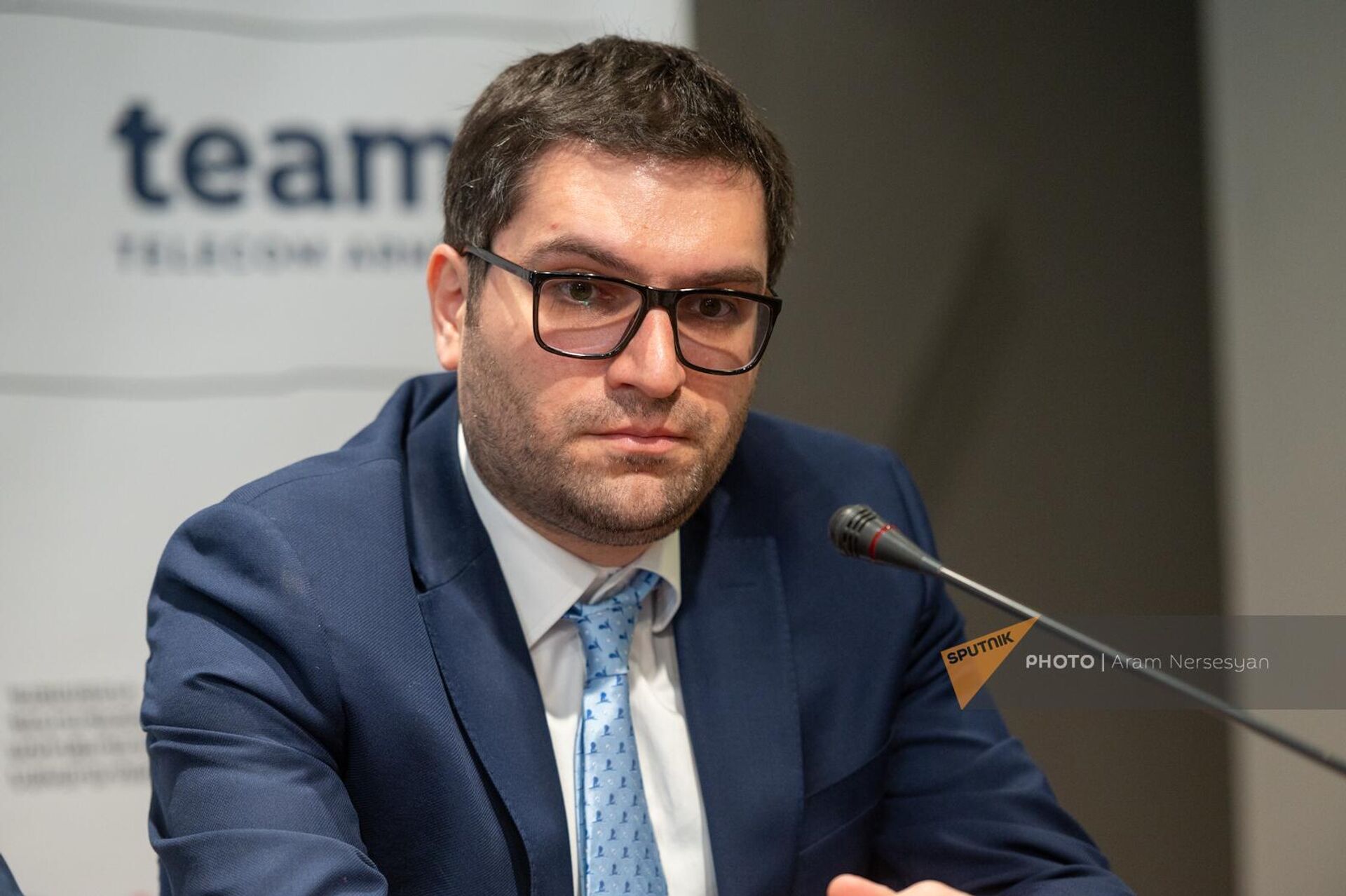 Председатель оргкомитета Конгресса, руководитель Центра детского рака и болезней крови Геворг Тамамян на пресс-конференции, посвященной предстоящей в Армении 15-й Азиатской конференции Международного общества детской онкологии (SIOP Asia 2023 XV Congress) Вместе против рака (18 мая 2023). Еревaн Председатель оргкомитета Конгресса, руководитель Центра детского рака и болезней крови Геворг Тамамян на пресс-конференции, посвященной предстоящей в Армении 15-й Азиатской конференции Международного общества детской онкологии (SIOP Asia 2023 XV Congress) Вместе против рака (18 мая 2023). Еревaн - Sputnik Արմենիա, 1920, 18.05.2023