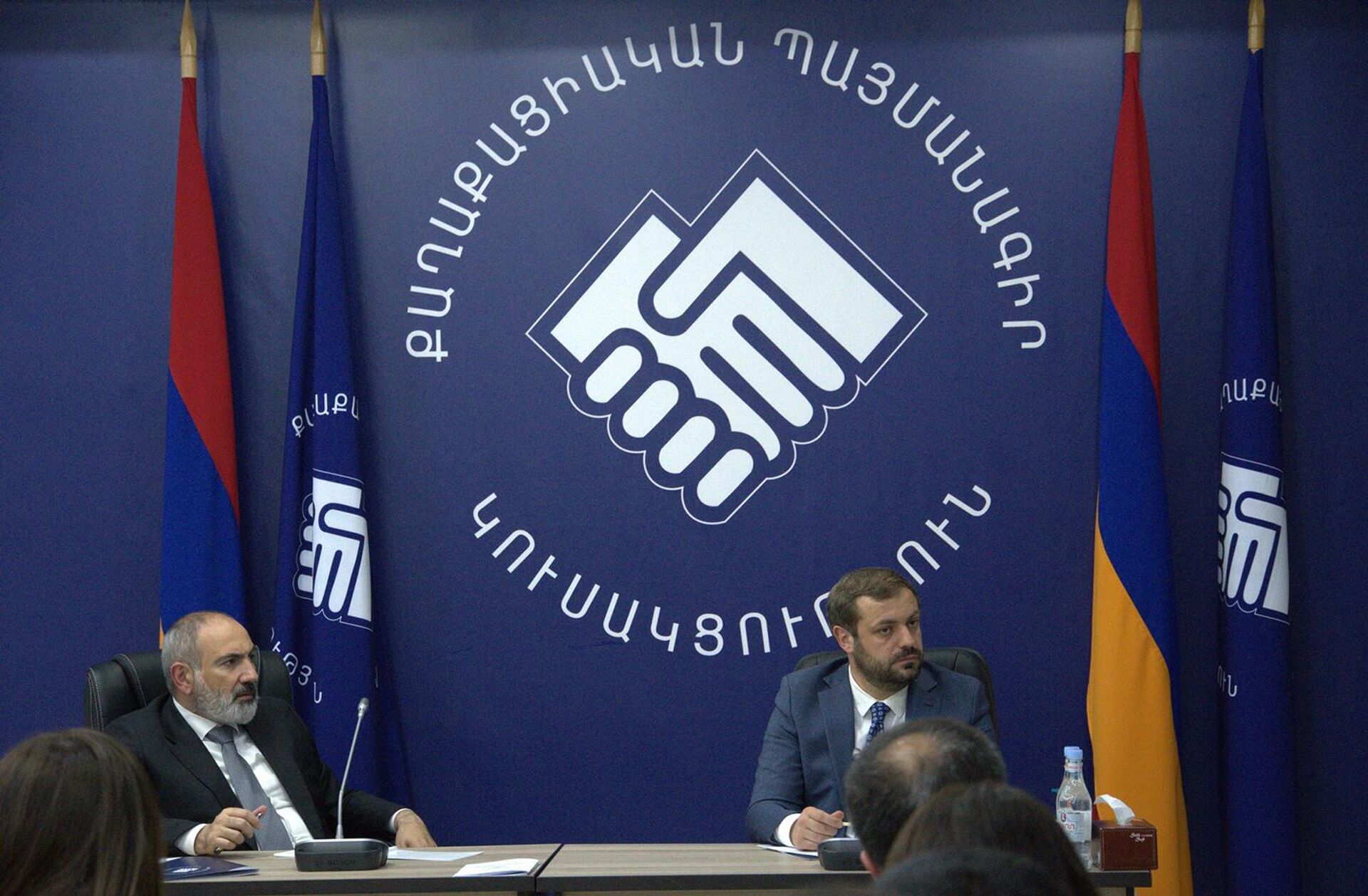 Премьер-министр Никол Пашинян на заседании инициативной группы партии Гражданский договор (18 мая 2023). Еревaн - Sputnik Армения, 1920, 18.05.2023