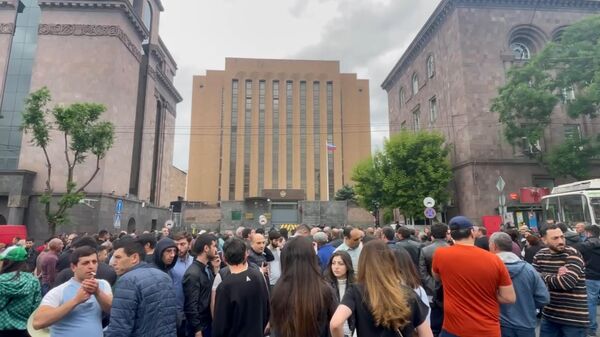 Родители погибших проводят акцию в поддержку арестованной Гаяне Акопян - Sputnik Армения
