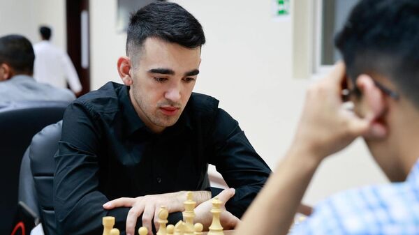 Гроссмейстер Айк Мартиросян во время международного шахматного турнира 6th Sharjah Masters 2023 в ОАЭ - Sputnik Армения