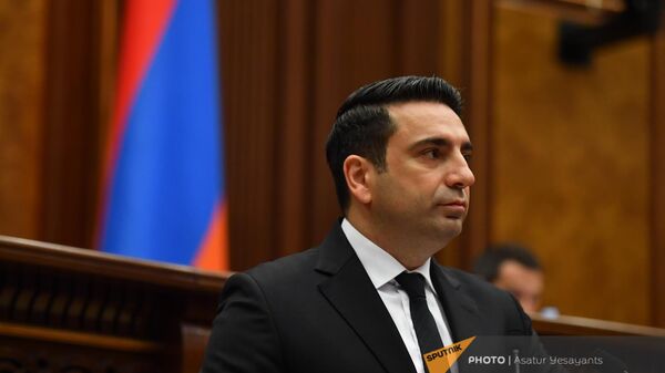 Ален Симонян на заседании НС (23 мая 2023). Еревaн - Sputnik Армения