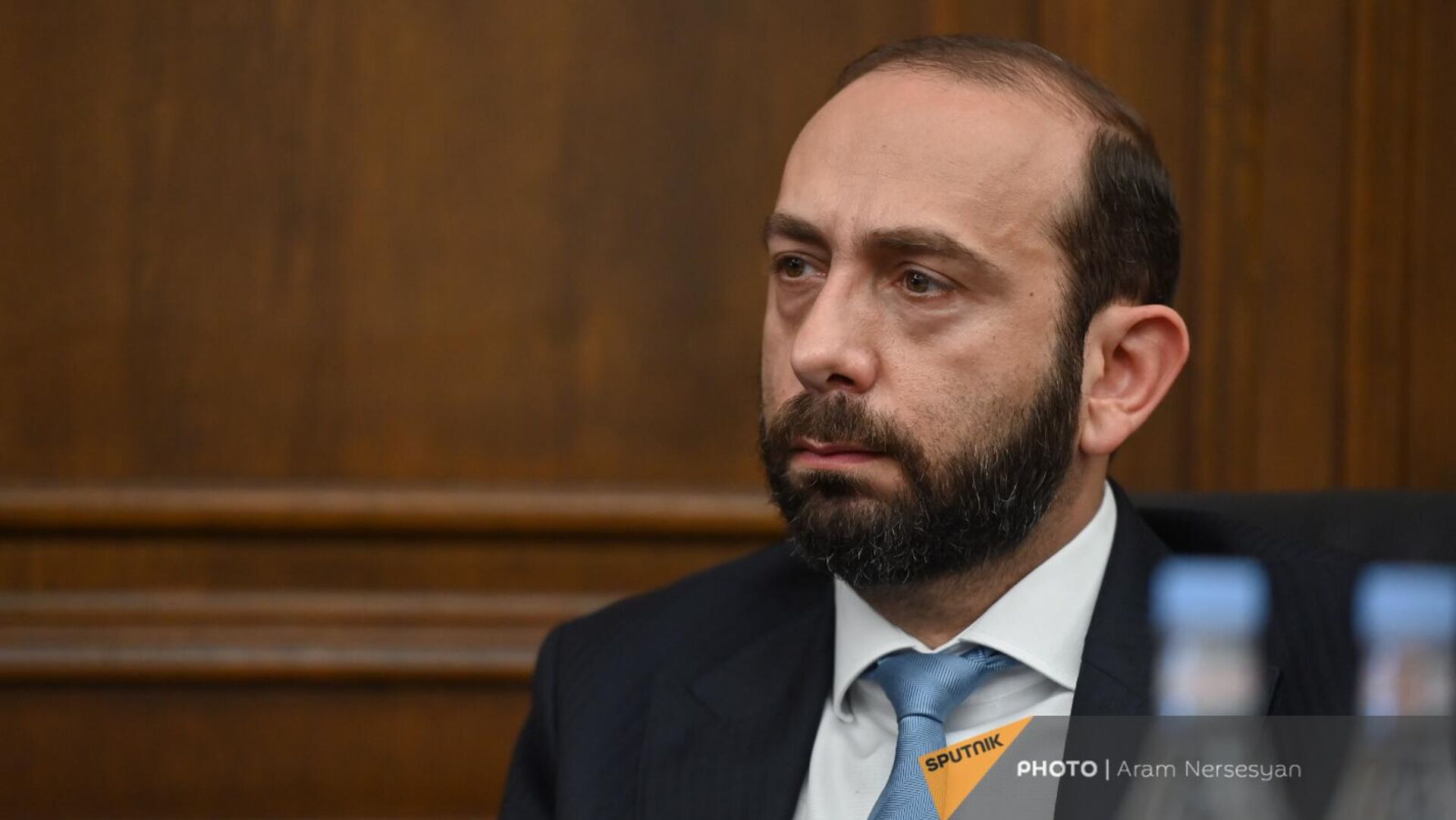 Министр иностранных дел Арарат Мирзоян на обсуждении бюджетного отчета 2022 года (29 мая 2023). Еревaн - Sputnik Армения, 1920, 05.06.2023