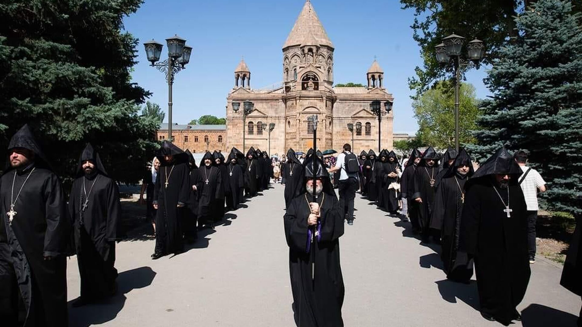 Торжественная процессия в память святой девы Гаянэ (6 июня 2023). Эчмиадзин - Sputnik Армения, 1920, 06.06.2023