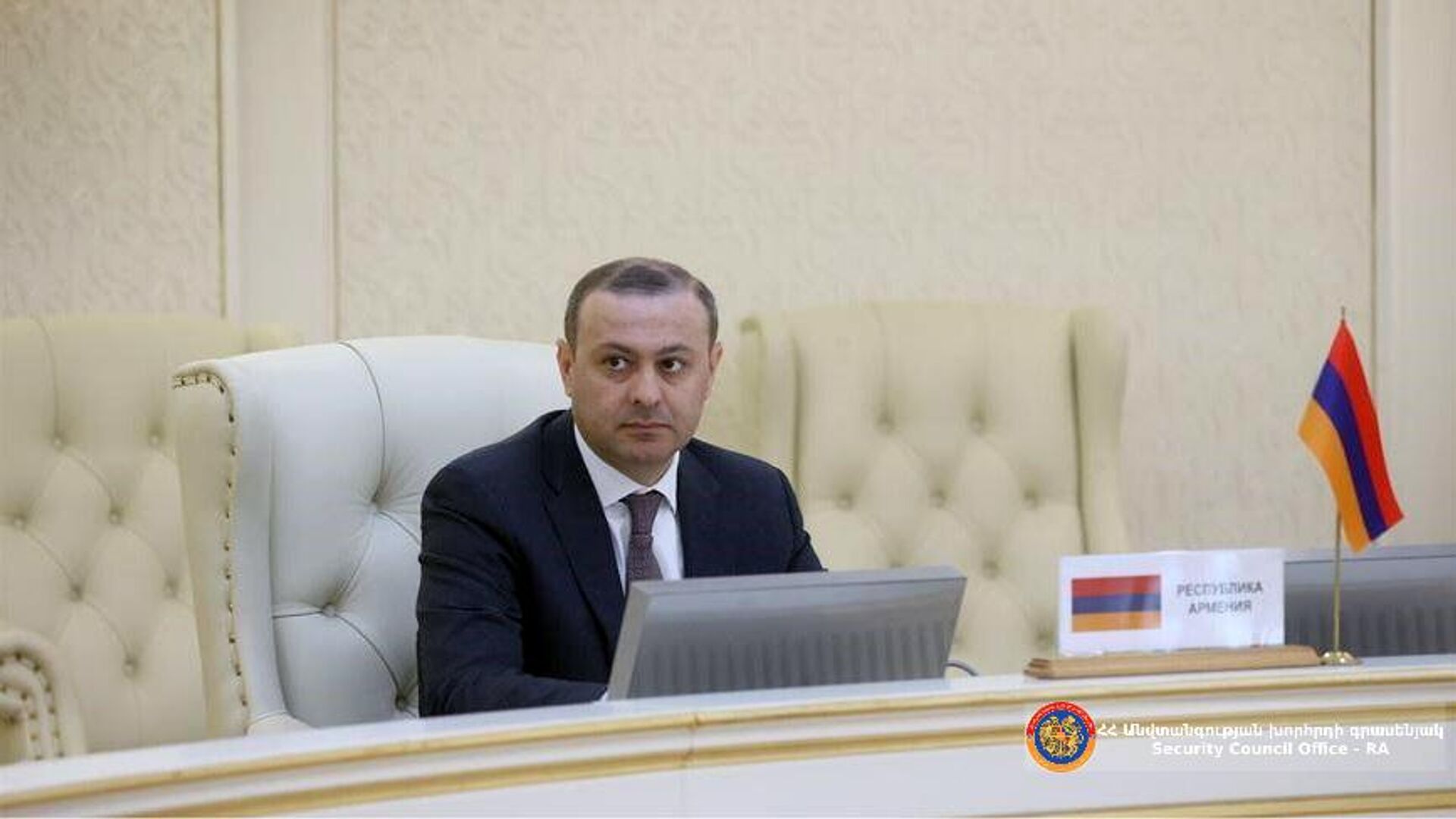 Секретарь Совбеза Армен Григорян на очередном заседании секретарей Совбеза стран-членов ОДКБ (8 июня 2023). Минск Секретарь Совбеза Армен Григорян на очередном заседании секретарей Совбеза стран-членов ОДКБ (8 июня 2023). Минск - Sputnik Армения, 1920, 08.06.2023