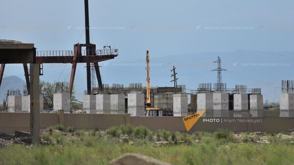 Вид на строящийся металлургический завод в Ерасхе - Sputnik Армения