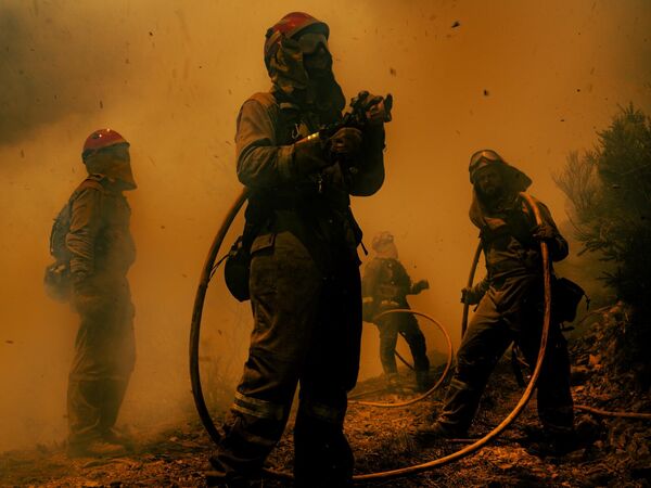 Իսպանացի լուսանկարիչ Ադրա Պալոն, «Կրակ և մոխիր» - Sputnik Արմենիա