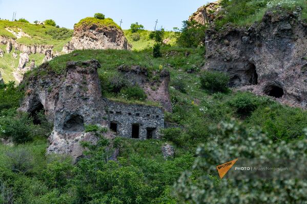 Пещерный город Старого Хндзореска - Sputnik Армения