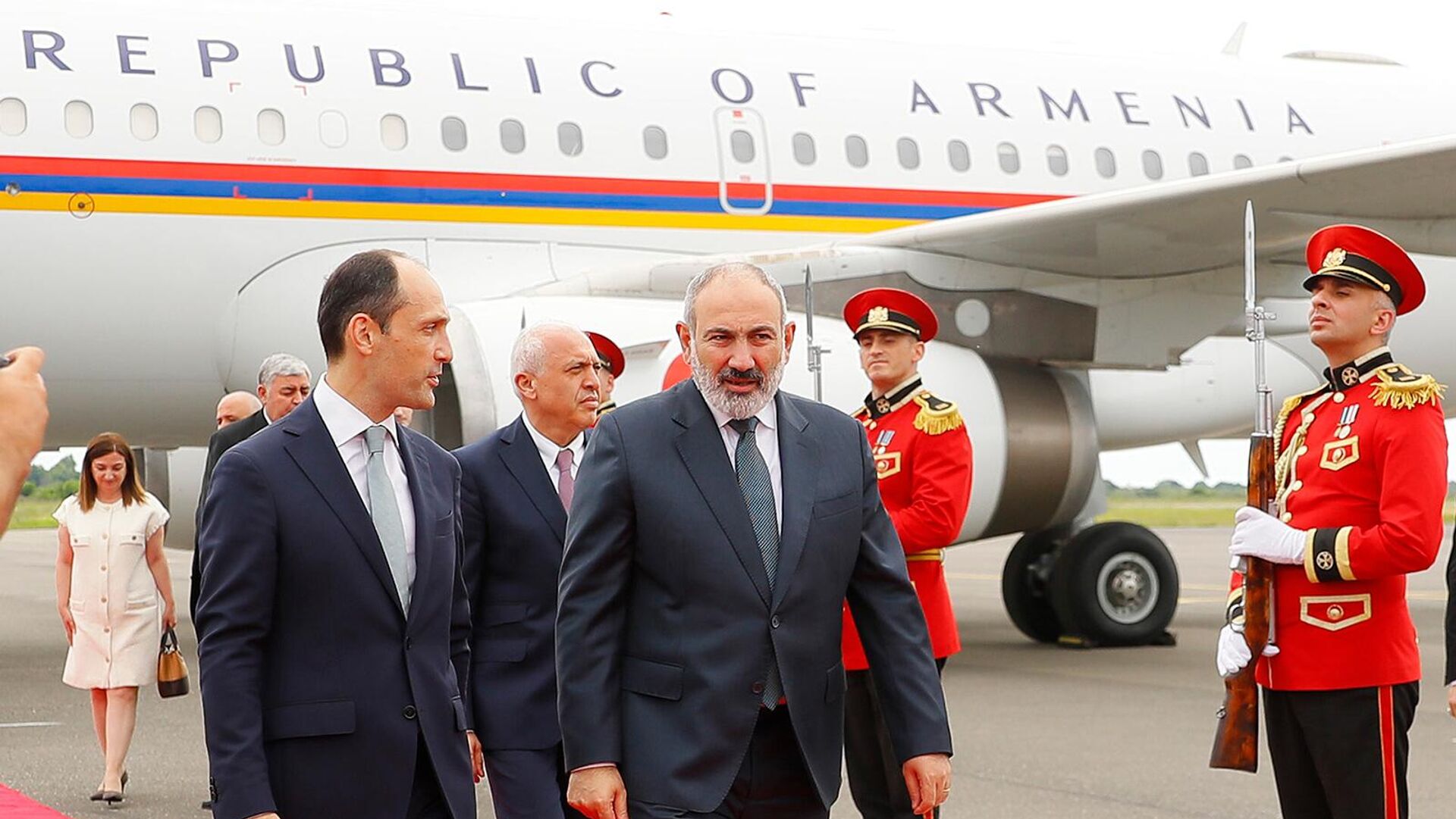 Премьер-министр Никол Пашинян прибыл с рабочим визитом в Грузию (7 июля 2023). Тбилиси - Sputnik Армения, 1920, 07.07.2023
