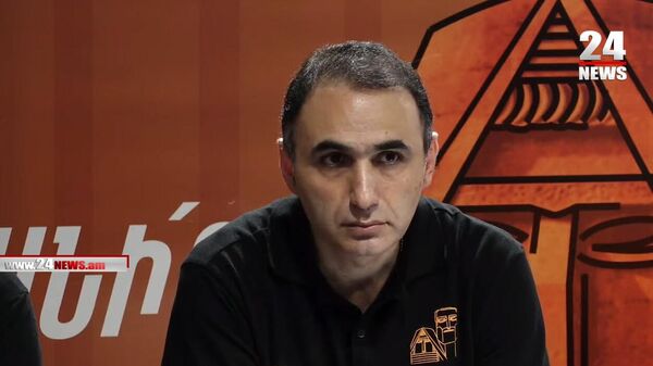 Пресс-конференция Аветика Чалабяна на тему инициативы Айакве (5 августа 2023). Еревaн - Sputnik Армения
