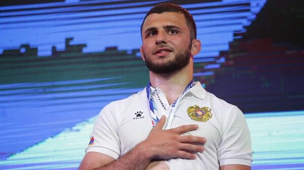 Борец Саак Ованнисян завоевал золото на Вторых Играх СНГ (5 августа 2023). Солигорск - Sputnik Армения