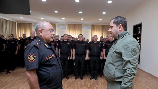Министр обороны Сурен Папикян посетил Военную полицию (7 августа 2023). Еревaн - Sputnik Армения