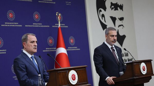 Թուրքիայի և Ադրբեջանի արտաքին գործերի նախարարներ Հաքան Ֆիդանն ու Ջեյհուն Բայրամովը - Sputnik Արմենիա