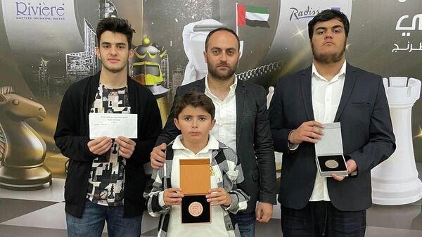 Армянские юноши заняли призовые места на турнире 29-го Международного шахматного фестиваля в Абу-Даби - Sputnik Армения