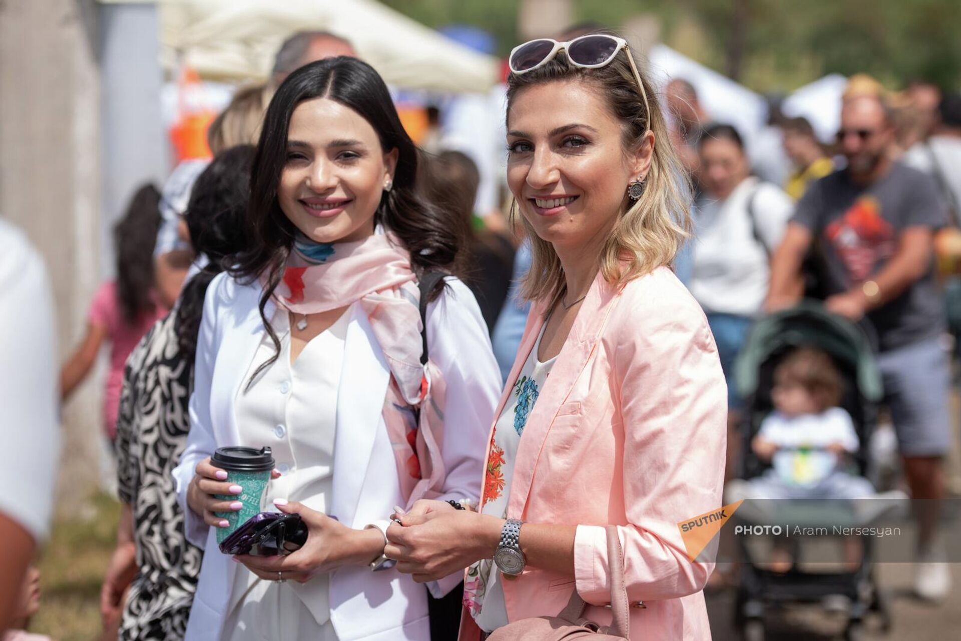 Зрители на авиашоу Air Fest (26 августа 2023). Степанаван Зрители на авиашоу Air Fest (26 августа 2023). Степанаван - Sputnik Արմենիա, 1920, 27.08.2023