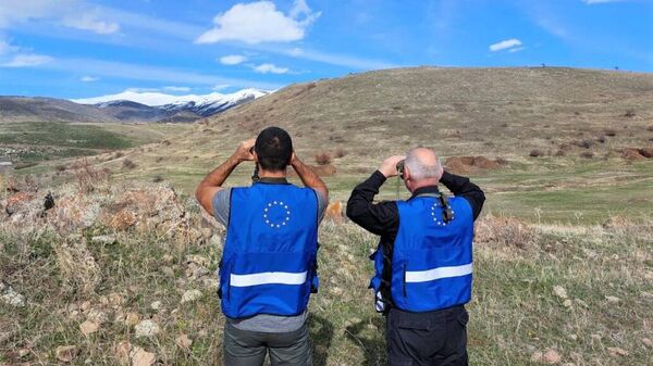 Наблюдатели гражданской миссии ЕС на Армяно-азербайджанской границе - Sputnik Армения