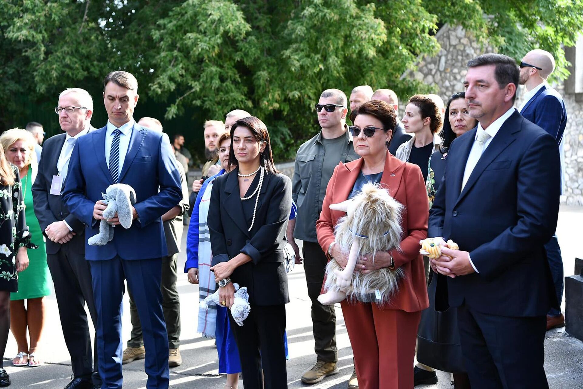 Анна Акопян посетила выставку, посвященную погибшим детям (6 сентября 2023). Киев - Sputnik Արմենիա, 1920, 06.09.2023