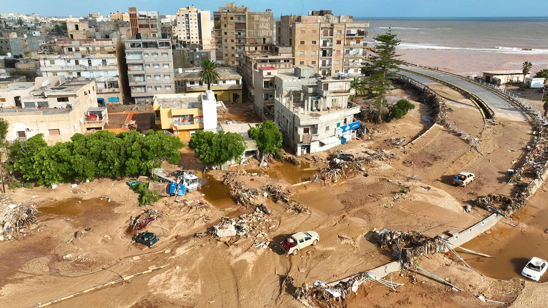 Последствия наводнения в ливийском городе Дерна (12 сентября 2023). Ливия - Sputnik Армения, 1920, 12.09.2023