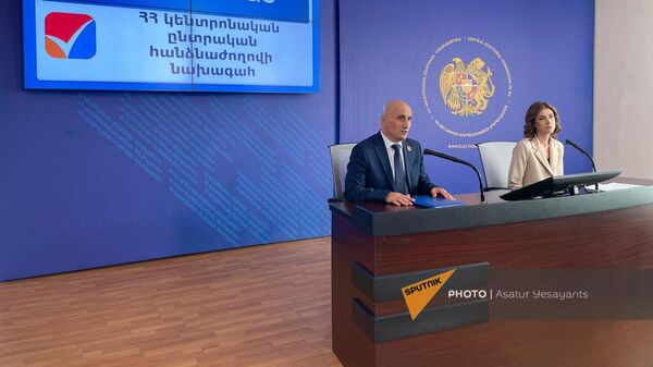 Глава ЦИК Ваагн Овакимян на брифинге (17 сентября 2023). Еревaн - Sputnik Армения
