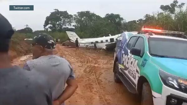 14 человек погибли в результате крушения самолета Embraer в Бразилии - Sputnik Армения