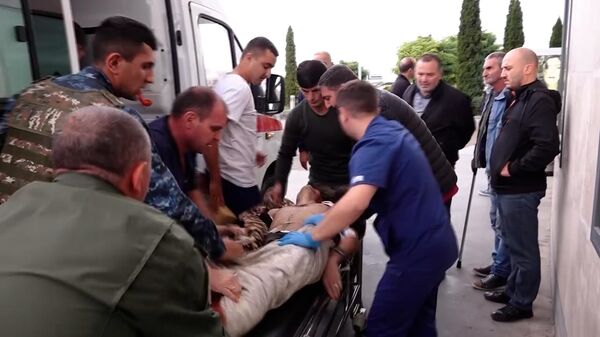 Кадры госпитализации раненых в Степанакерте - Sputnik Армения