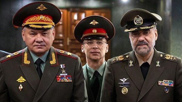 Встреча министров обороны России и Ирана Сергея Шойгу и Мохаммада Резы Аштиани (20 сентября 2023). Тегеран - Sputnik Արմենիա