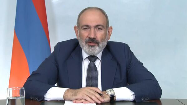 Премьер-министр Никол Пашинян во время обращения к народу на тему Карабаха (21 сентября 2023). Еревaн - Sputnik Армения
