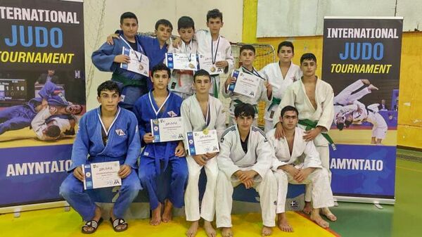 Молодежная и юношеская сборные Армении по дзюдо приняли участие на международном турнире по дзюдо в греческом Аминдеоне - Sputnik Армения