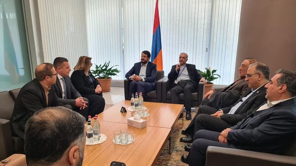 Министр дорог и городского развития Ирана Мехрдад Базарпаш прибыл для переговоров в Армению - Sputnik Армения