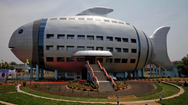 Здание Национального совета по развитию рыболовства, спроектированное в форме рыбы, в Хайдарабаде, Индия - Sputnik Армения