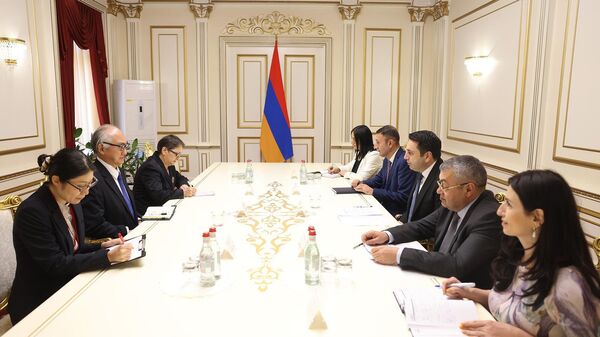 ՀՀ ԱԺ նախագահ Ալեն Սիմոնյանն ընդունել է Հայաստանում Ճապոնիայի դեսպան Ֆուկուշիմա Մասանորիին - Sputnik Արմենիա