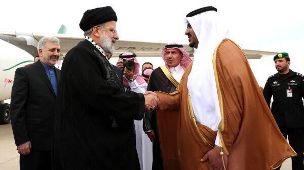 Президент Ирана Сейед Ибрагим Раиси прибыл в Саудовскую Аравию (11 ноября 2023). Эр-Рияд - Sputnik Армения