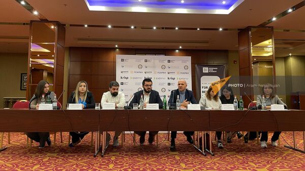Пресс-конференция инициативы Tech for Artsakh (16 ноября 2023). Еревaн - Sputnik Армения