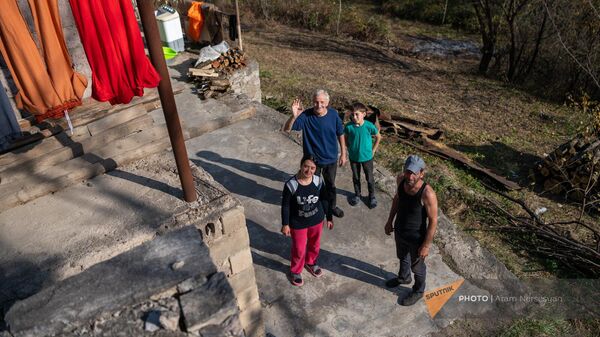 Հովհաննիսյանների ընտանիքը Տավուշ գյուղում - Sputnik Արմենիա