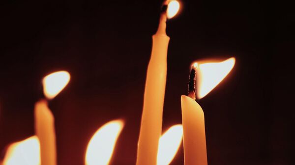 Зажженные свечи - Sputnik Армения