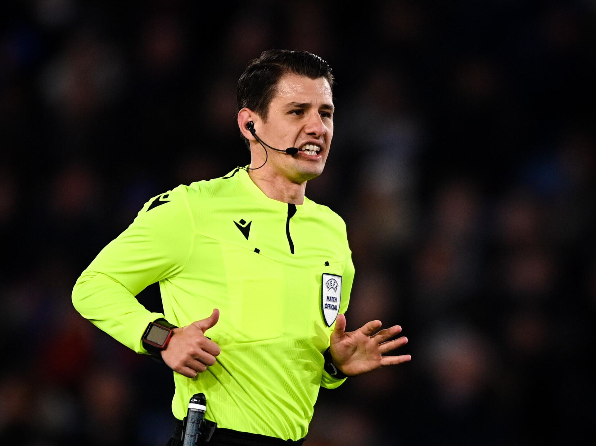 арбитр мелер. данни маккели. сергей лапочкин судья. арбитры лч. арбитр мелер.