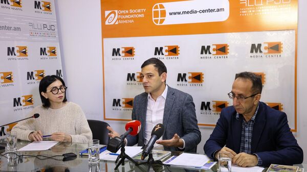 Пресс-конференция Смбата Ованнисяна и Ваграма Согомоняна (29 декабря 2023). Еревaн - Sputnik Армения