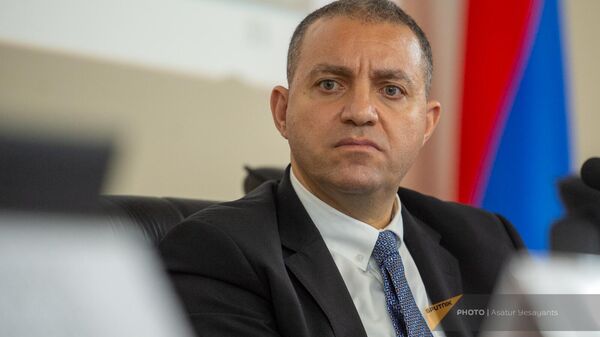 Министр экономики Ваан Керобян на ежегодной итоговой пресс-конференции министерства (8 января 2023). Еревaн - Sputnik Армения