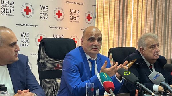 Пресс-конференция Армянского общества Красного Креста (16 февраля 2024). Еревaн - Sputnik Армения