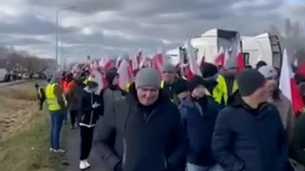 Польские фермеры в рамках протестов блокируют ж/д составы с украинским зерном - Sputnik Արմենիա