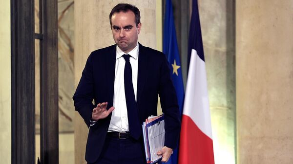Министр обороны Франции Себастьен Лекорню в Елисейском дворце (26 января 2023). Париж - Sputnik Արմենիա