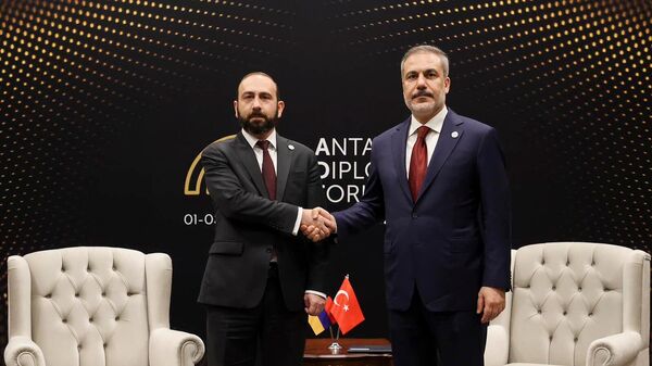 Հայաստանի և Թուրքիայի ԱԳ նախարարների հանդիպումը - Sputnik Արմենիա