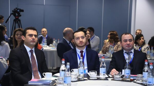 Вице-спикер НС Акоп Аршакян и министр высокотехнологической промышленности  Мхитар Айрапетян на семинаре Инновационная Армения 2024, организованный Министерством высокотехнологичной промышленности (2 марта 2024). Еревaн - Sputnik Армения