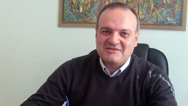 Армянский политтехнолог Виген Акопян - Sputnik Արմենիա