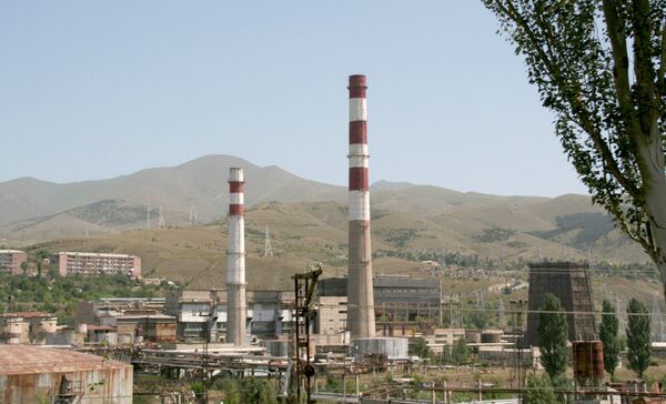 Հայաստանի քիմիական սպառնալիքը․ արդյունաբերական անցյալը խանգարում է էկոլոգիական ապագային Հայաստանի քիմիական սպառնալիքը․ արդյունաբերական անցյալը խանգարում է էկոլոգիական ապագային - Sputnik Արմենիա