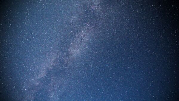 Звездное небо, наблюдаемое в Краснодарском крае во время метеорного потока Персеиды - Sputnik Армения
