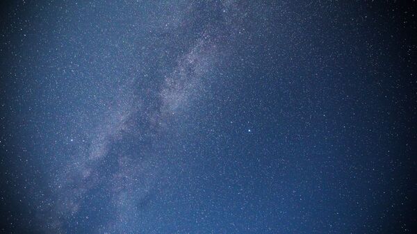 Звездное небо, наблюдаемое в Краснодарском крае во время метеорного потока Персеиды - Sputnik Армения