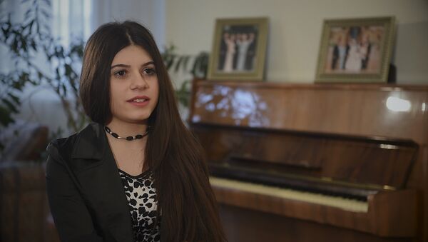 Участница проекта Ты супер! Сабина Манвелян рассказала, чем ее потрясла Москва - Sputnik Армения