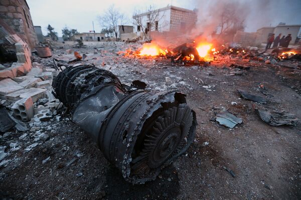 Обломки сбитого СУ-25 российских ВВС в Сирии Обломки сбитого СУ-25 российских ВВС в Сирии - Sputnik Արմենիա