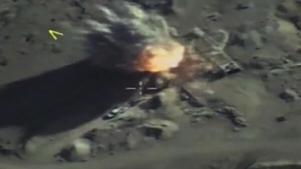 Нанесение ударов ВКС по бронетехнике и скоплению боевиков в Идлибе - архивное фото - Sputnik Армения