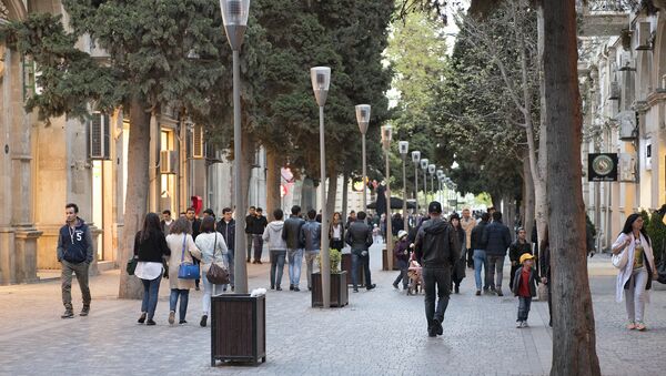 Улица Низами – одна из оживленных улиц в центре Баку - Sputnik Армения